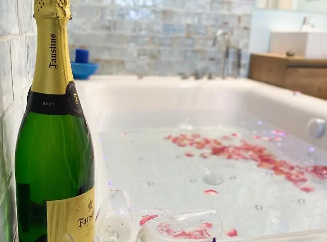 Daire La Veiguela De Ii, Con Plaza De Garaje Y Jacuzzi Incluido *