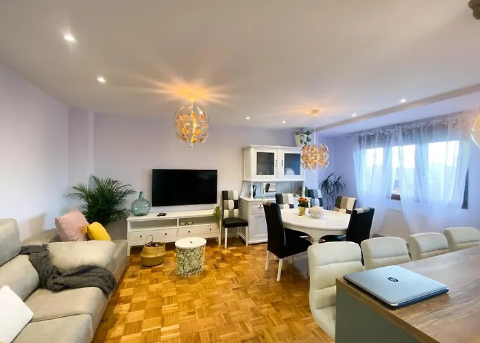 La Veiguela De Ii, Con Plaza De Garaje Y Jacuzzi Incluido *