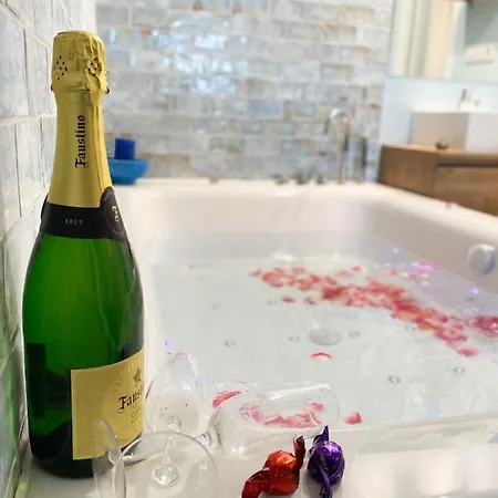 Apartmán La Veiguela De Ii, Con Plaza De Garaje Y Jacuzzi Incluido *