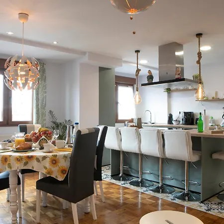 La Veiguela De Ii, Con Plaza De Garaje Y Jacuzzi Incluido