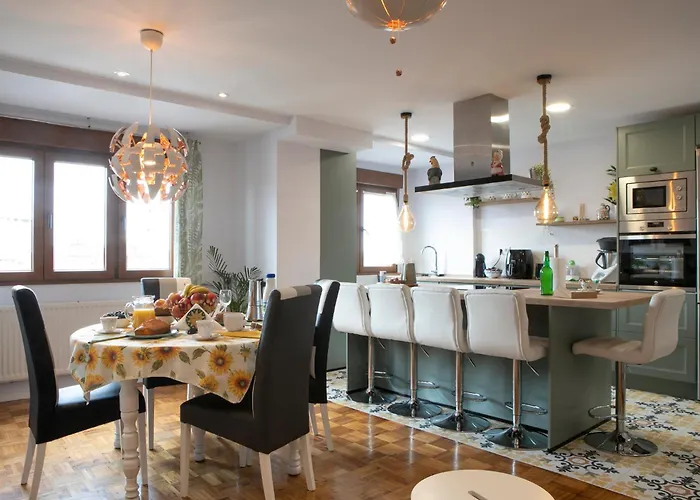 La Veiguela De Ii, Con Plaza De Garaje Y Jacuzzi Incluido